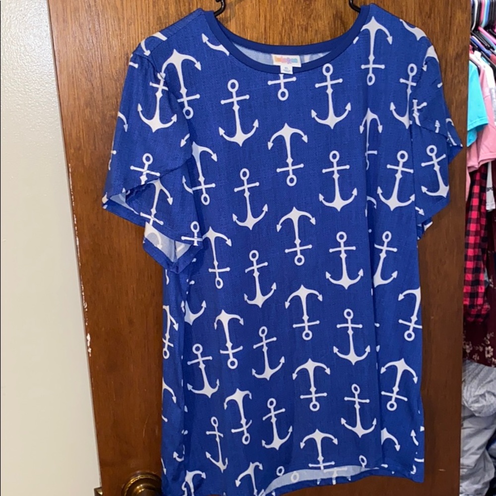 Lularoe top